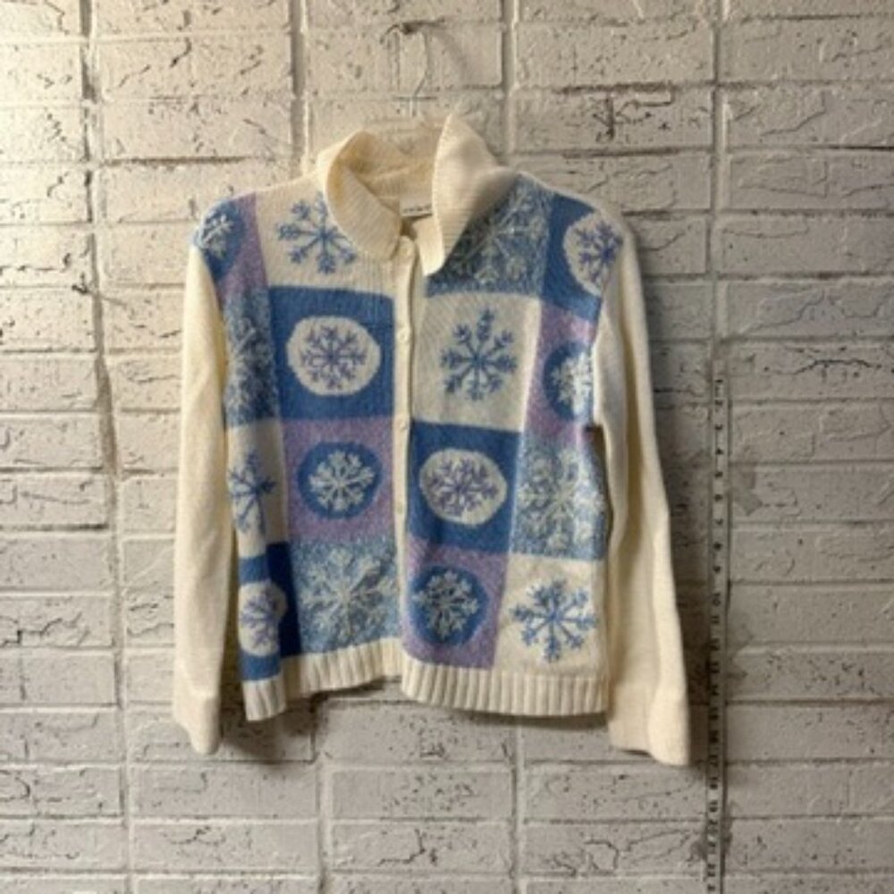 Vintage Villager Sport Snowflake Cardigan Sweater Blue Lavender White Liz Claibo